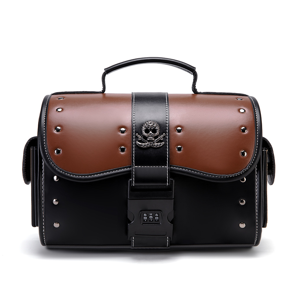 Motorcycle Gear Bag - Vintage Totenkopf Motorrad-Seitentasche mit Nietenrand-Design aus
