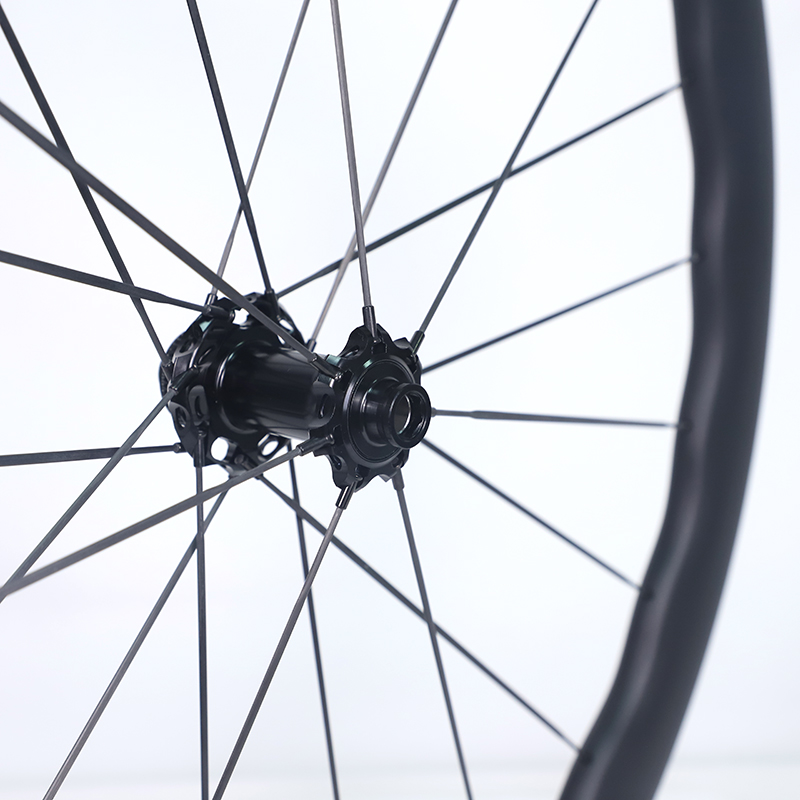 700c Carbonfaser-Laufradsatz,  – Disc Lock Brake Bewertung und Preis